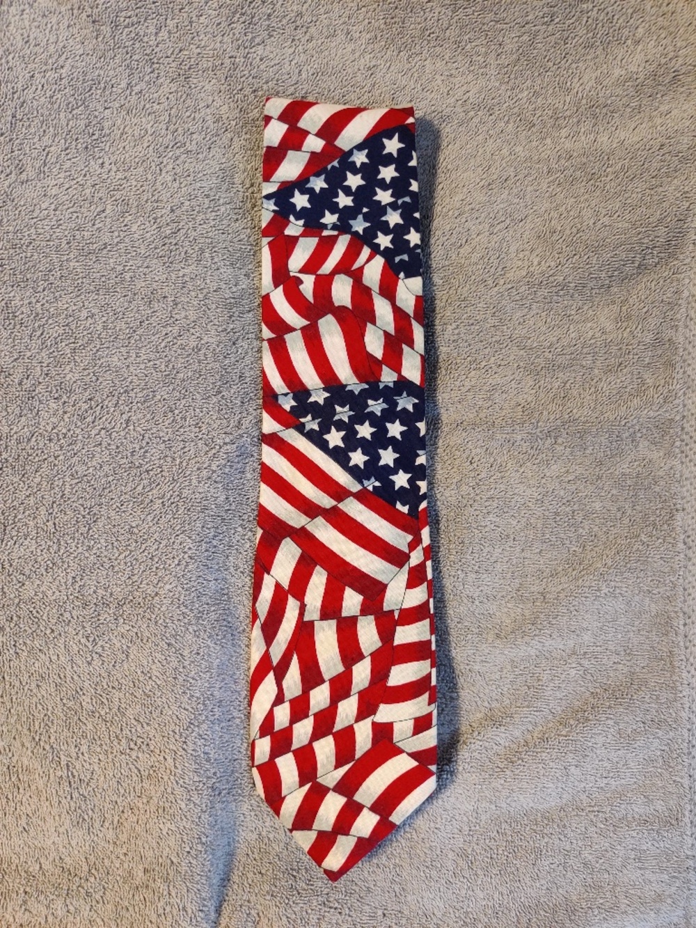 Beans McGee American Flag Men's Tie